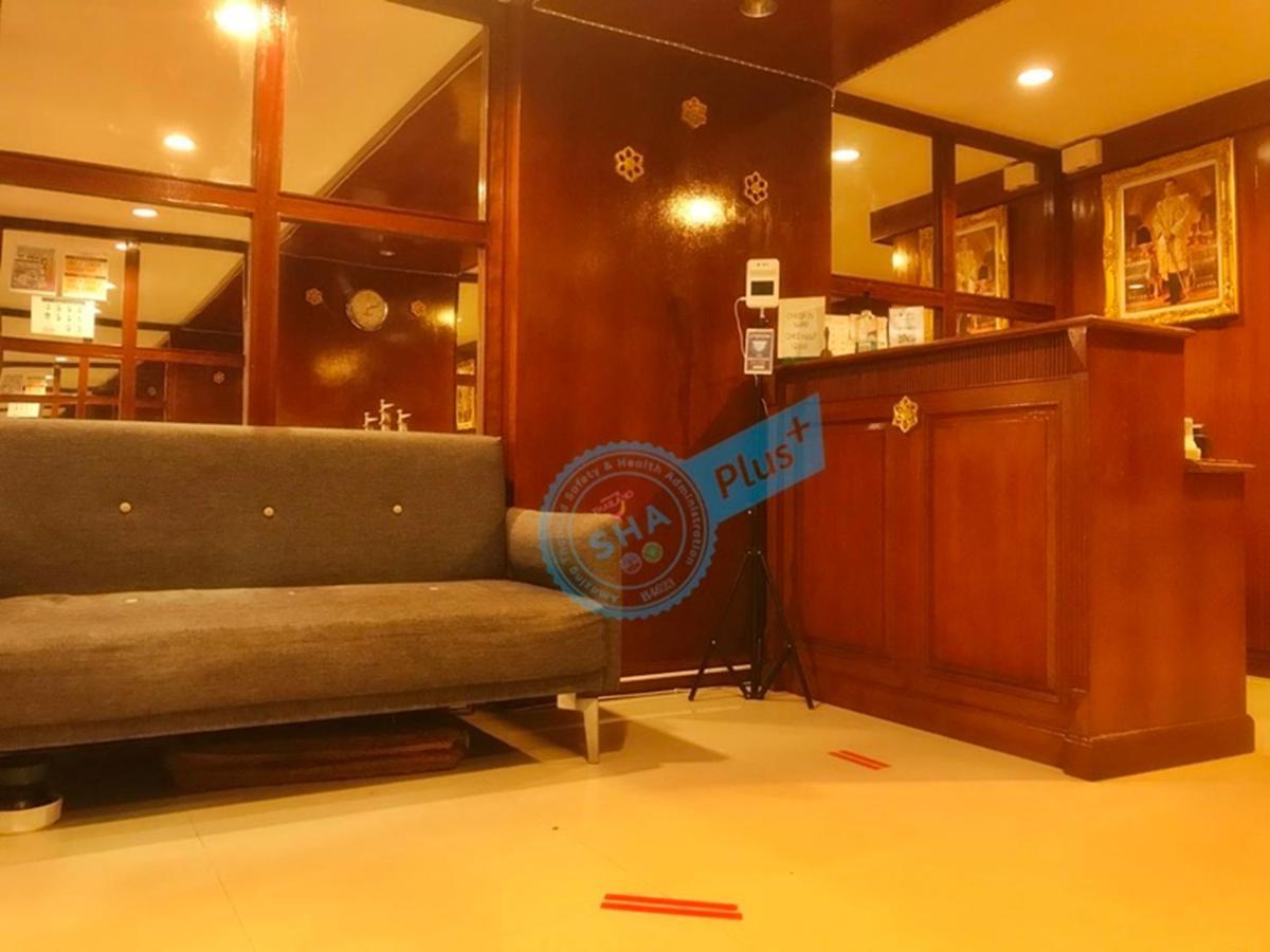 Готель Le Tanjong House Patong Екстер'єр фото